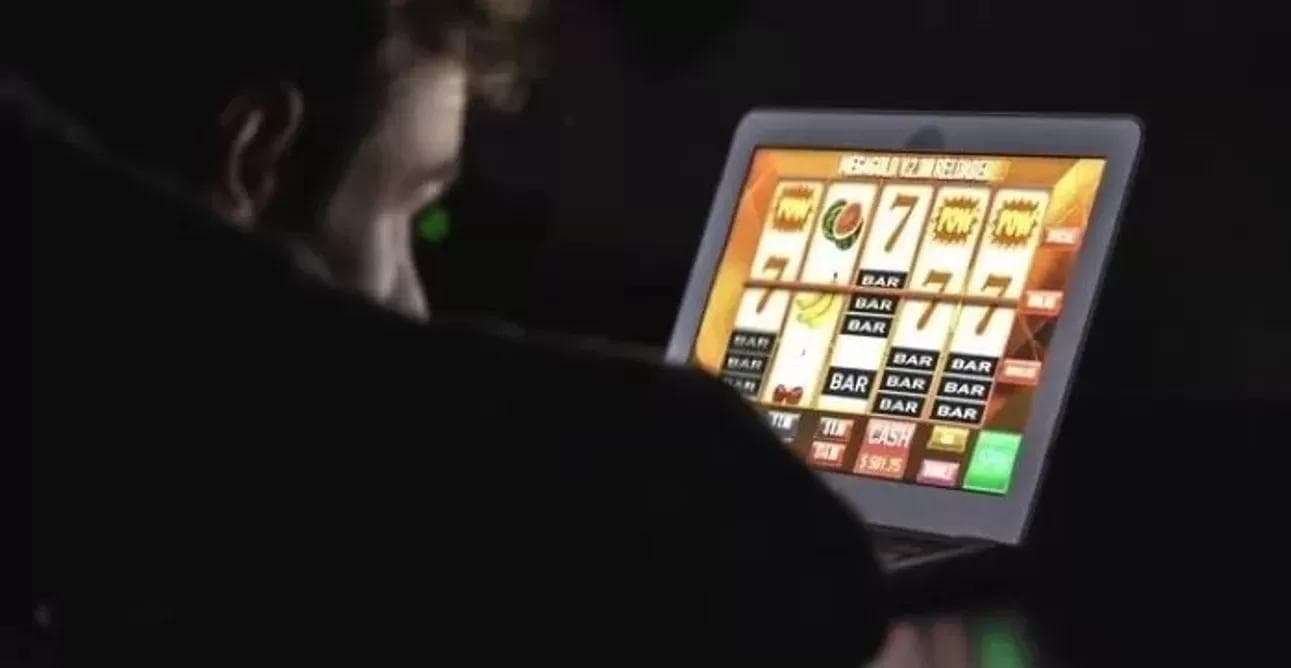 Pengaruh Judi Online Terhadap Siswa Hingga Buat Kecanduan